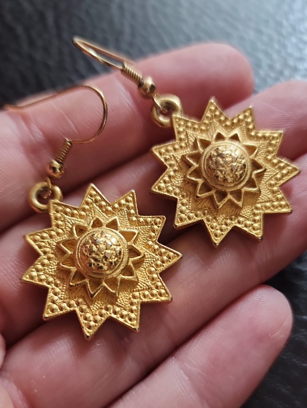 Gold Tone Starburst Dangle Earrings - Elegant Women Jewelry